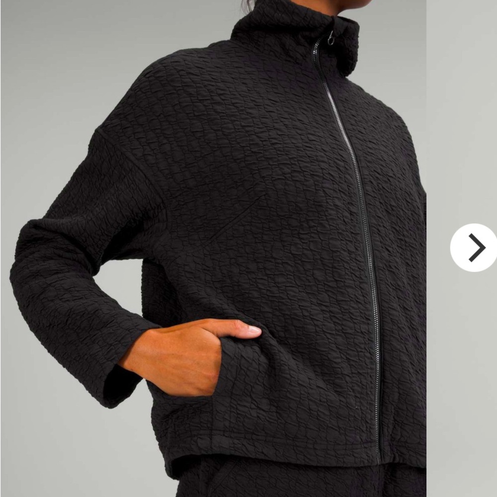 NWT Lululemon Rippled Full Zip jacket - Picture 4 of 6